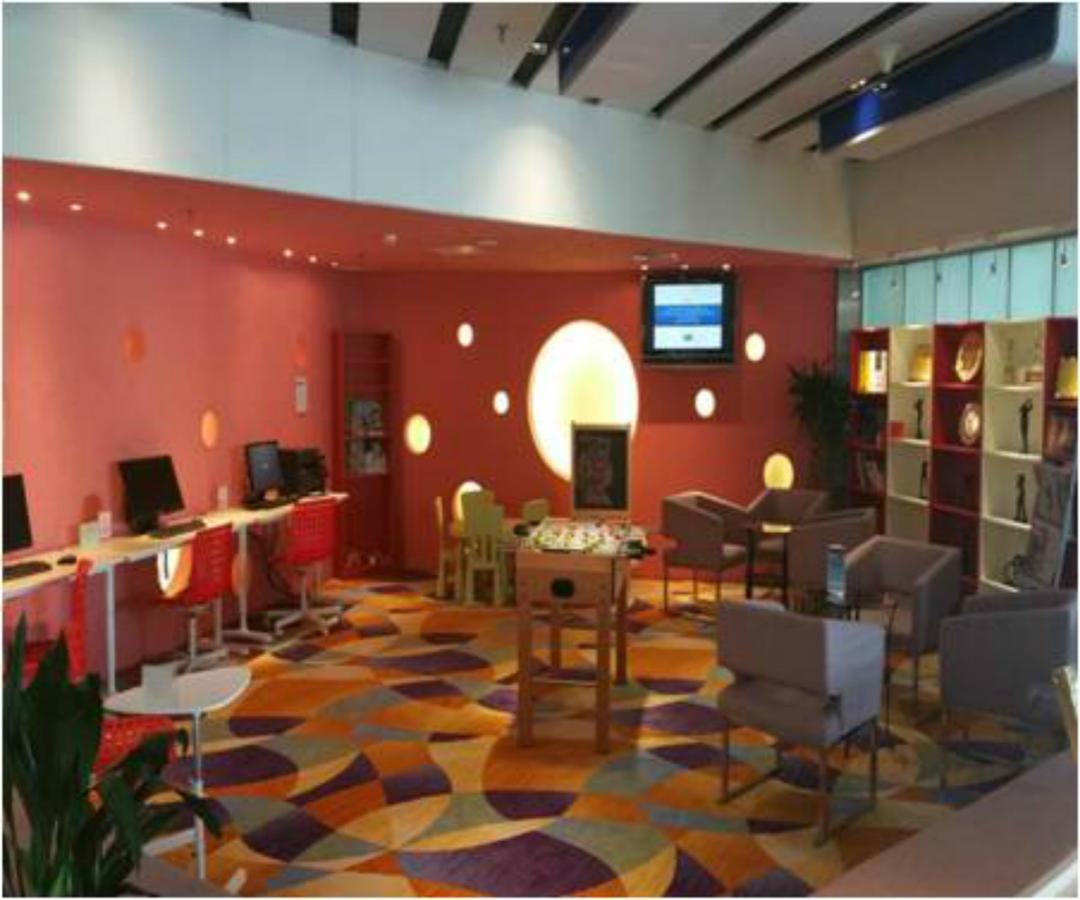 Holiday Inn Express Tianjin Binhai Экстерьер фото